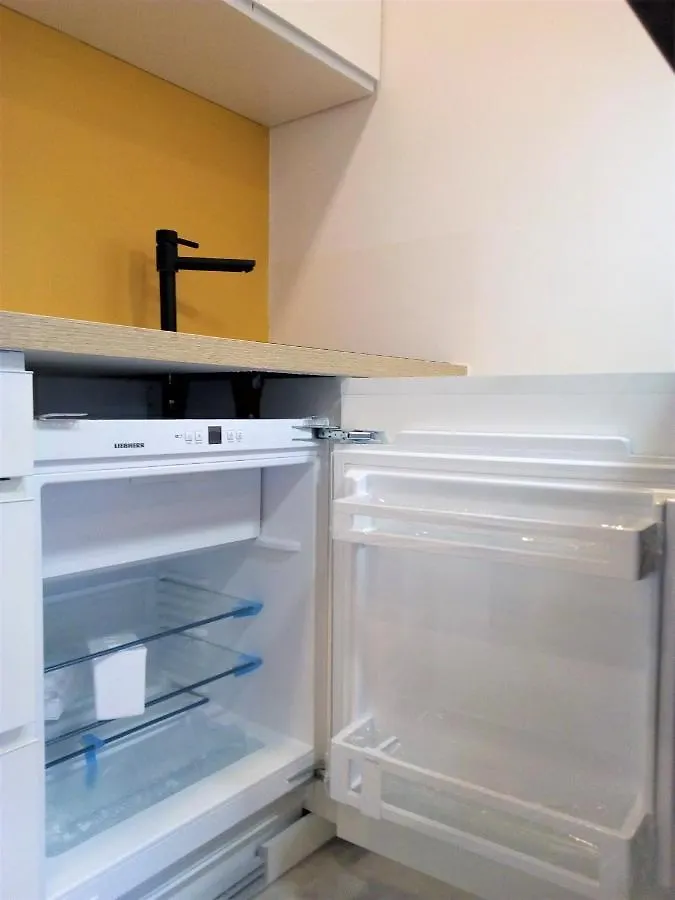 Le Petit Studio - 15 M2 - Centre Ville - Sorgue A 50 M LʼIsle-sur-la-Sorgue